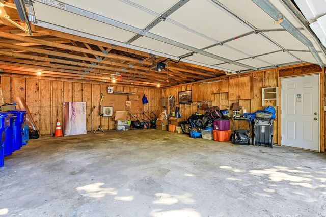 389 Fairview Avenue N, Saint Paul, MN 55104