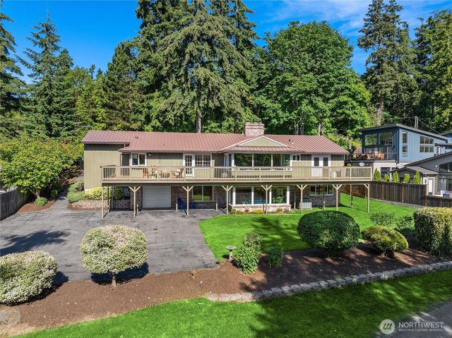 398 Ferncliff Avenue NE, Bainbridge Island, WA 98110