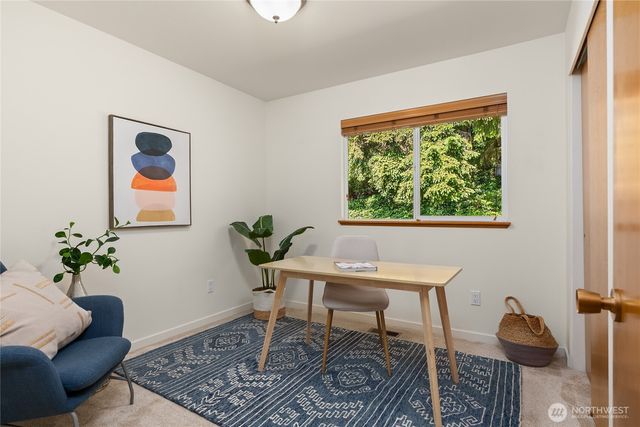 398 Ferncliff Avenue NE, Bainbridge Island, WA 98110