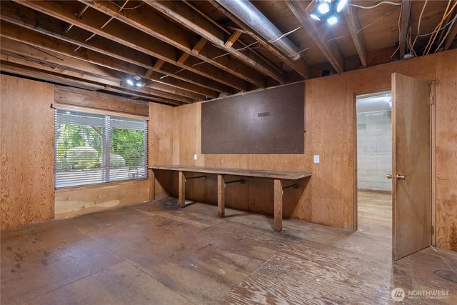 398 Ferncliff Avenue NE, Bainbridge Island, WA 98110