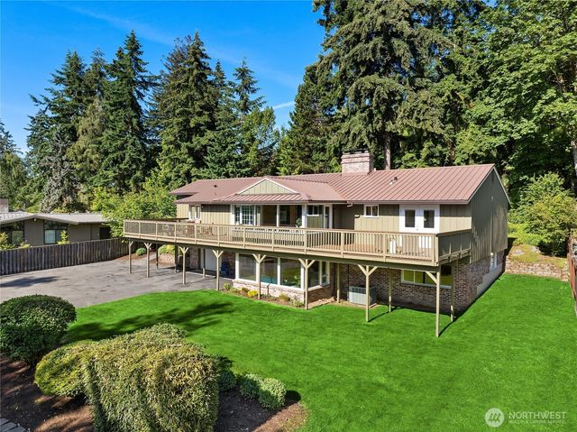 398 Ferncliff Avenue NE, Bainbridge Island, WA 98110