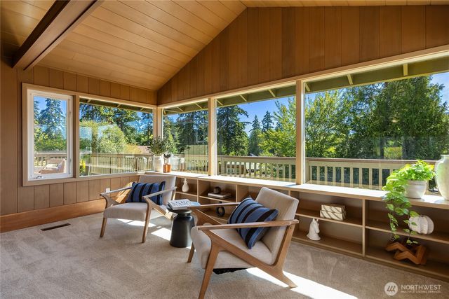 398 Ferncliff Avenue NE, Bainbridge Island, WA 98110