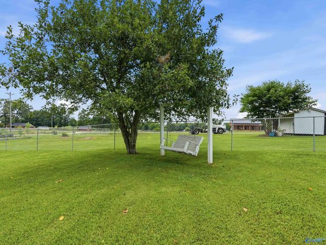 40 County Road 1850, Arab, AL 35016