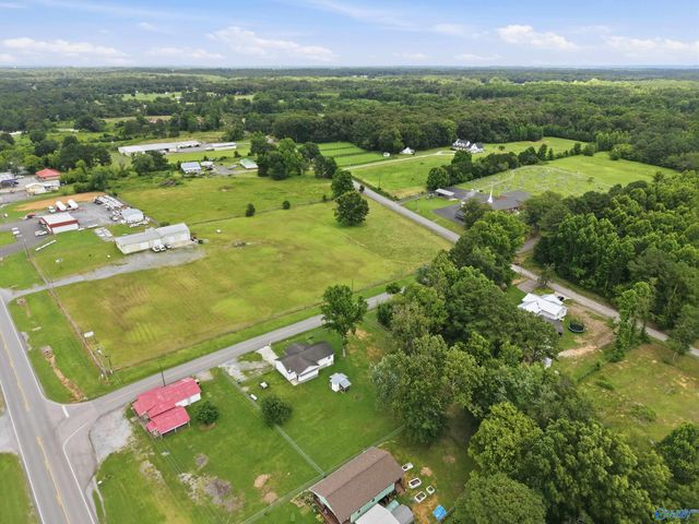 40 County Road 1850, Arab, AL 35016