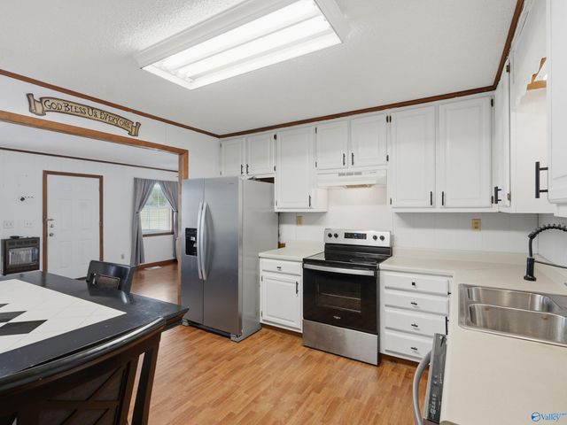 40 County Road 1850, Arab, AL 35016
