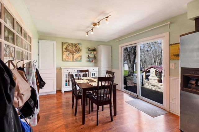 738 Buckingham WAY, Hartland, WI 53029