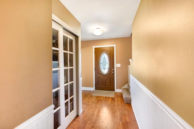 738 Buckingham WAY, Hartland, WI 53029