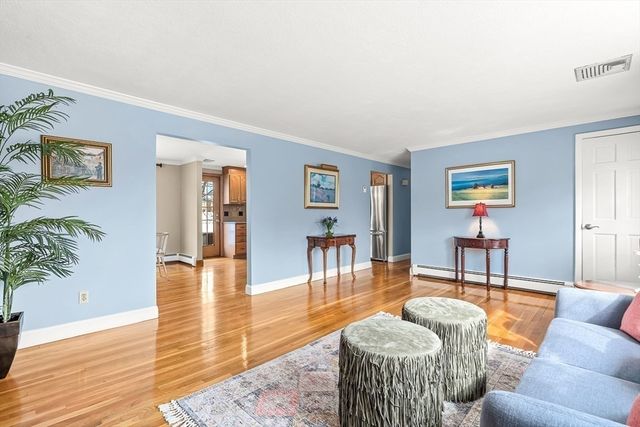 15 East Street, Winchester, MA 01890