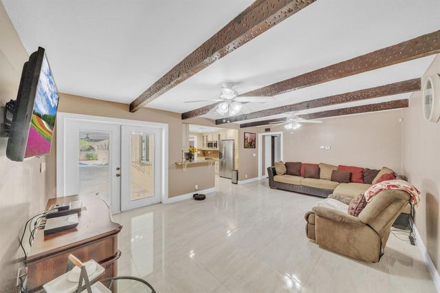 3860 NW 100th Avenue, Coral Springs, FL 33065