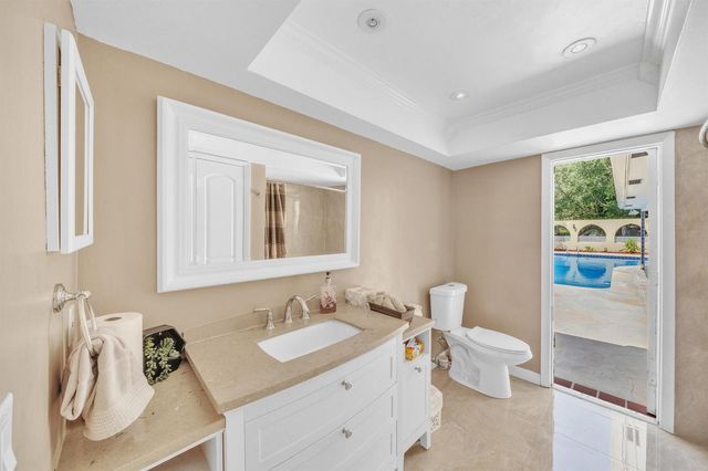 3860 NW 100th Avenue, Coral Springs, FL 33065
