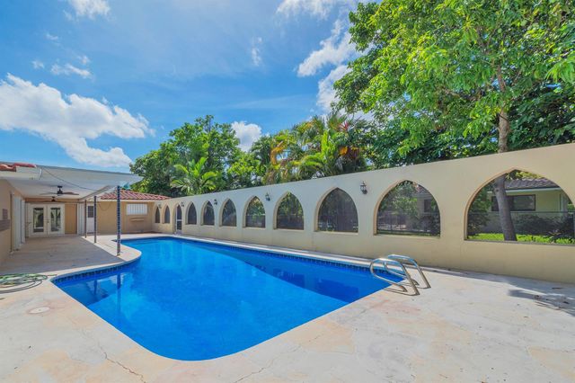 3860 NW 100th Avenue, Coral Springs, FL 33065