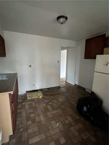 2720 Garbett St, Mckeesport, PA 15132