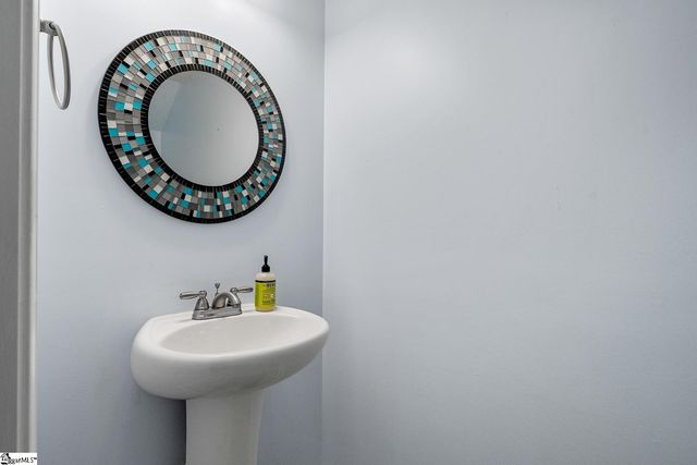 213 Terrace View Way, Seneca, SC 29678