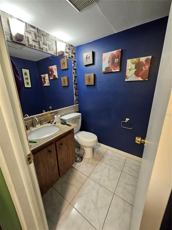 Image 18 of property listing at Address unavailable.