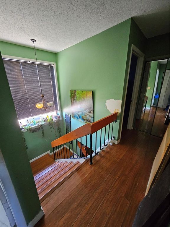 Image 9 of property listing at Address unavailable.