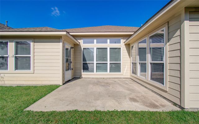 4214 Forest Rain Lane, Humble, TX 77346