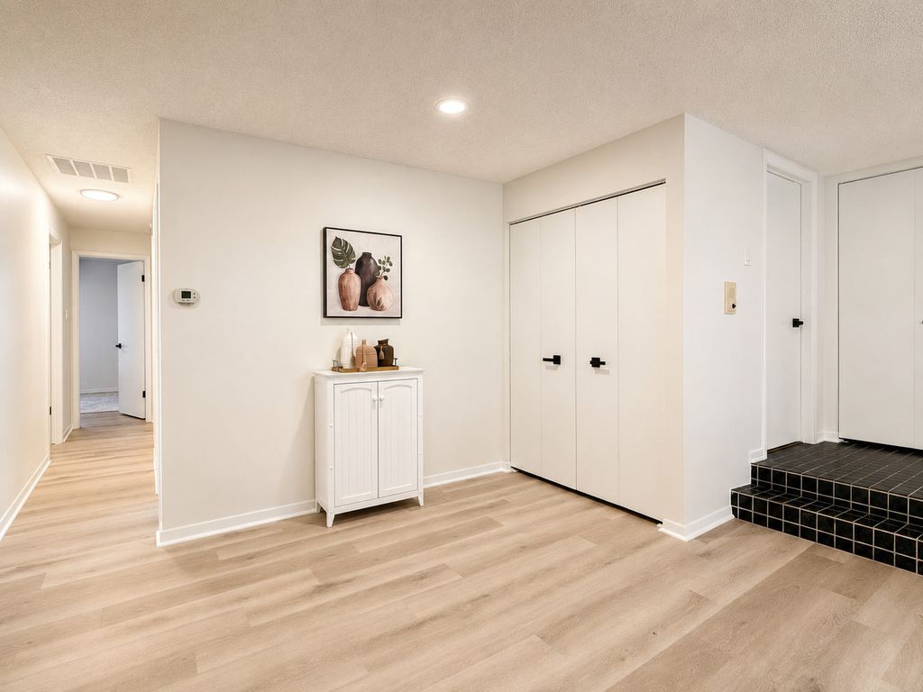 11151 Cottonwood Drive 19C, Palos Hills, IL 60465 — photo 3