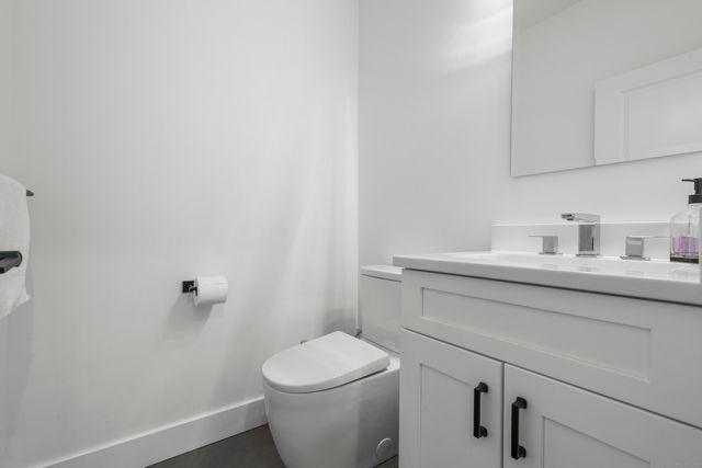 6 Vinnie Drive, Wethersfield, CT 06109