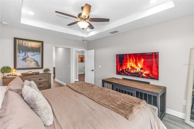 1978 10TH AVENUE, Deland, FL 32724