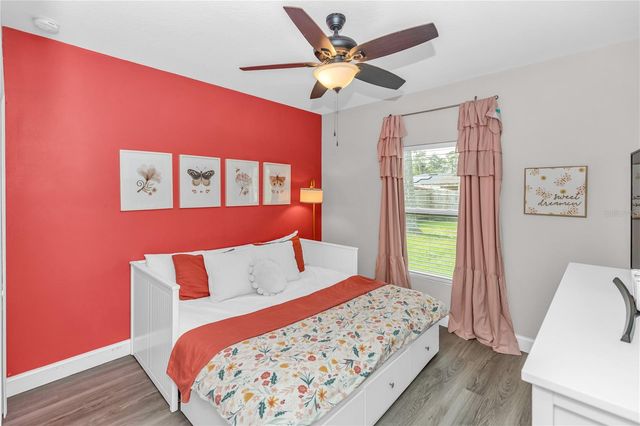 1978 10TH AVENUE, Deland, FL 32724