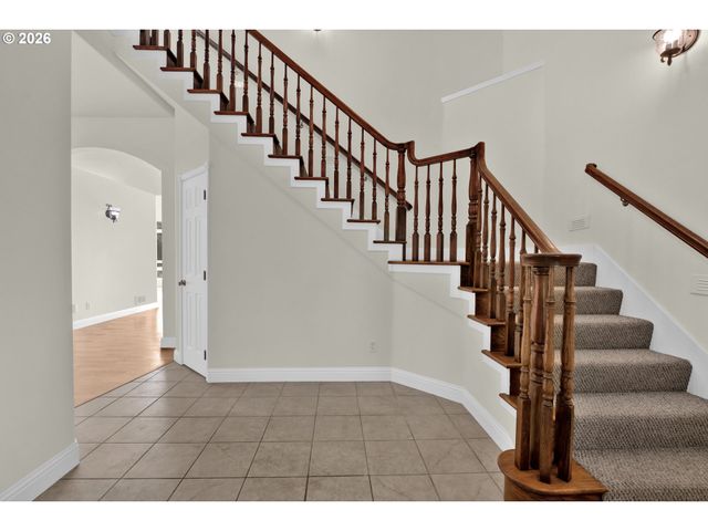 5816 MARTIN Rd, Florence, OR 97439