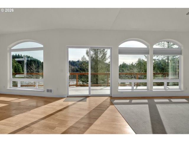 5816 MARTIN Rd, Florence, OR 97439