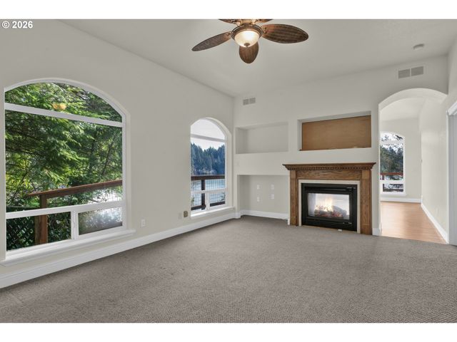 5816 MARTIN Rd, Florence, OR 97439