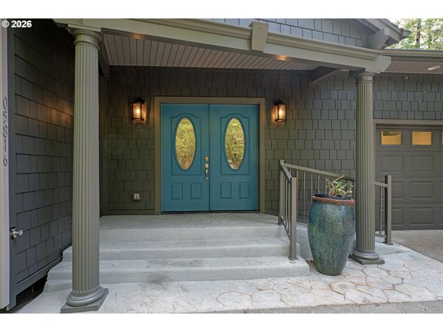 5816 MARTIN Rd, Florence, OR 97439