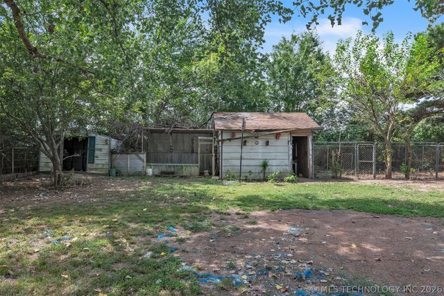 18406 S 55th E, Warner, OK 74469