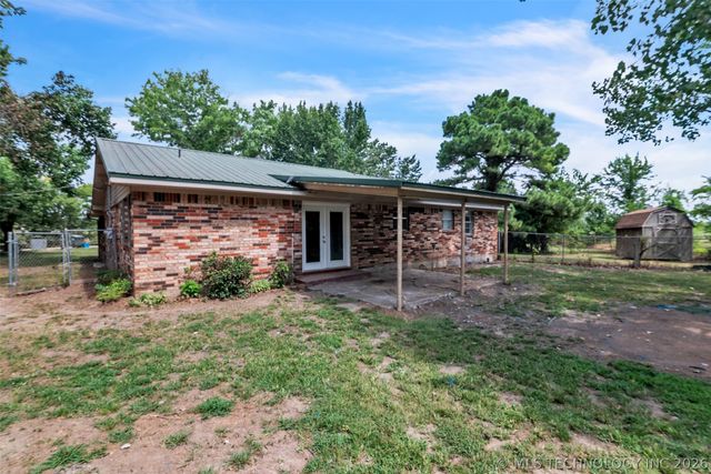 18406 S 55th E, Warner, OK 74469
