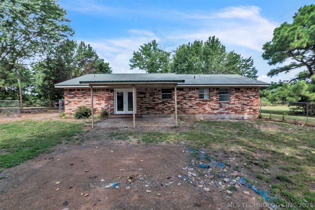 18406 S 55th E, Warner, OK 74469