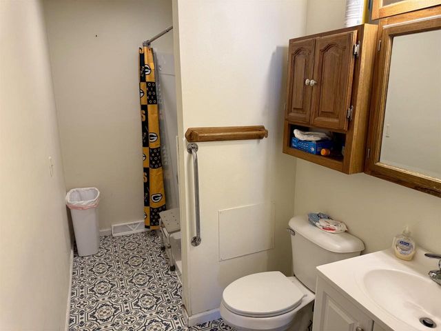 4713 Kennedy Road, Madison, WI 53704