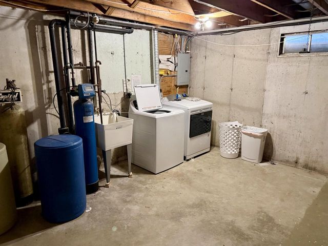 4713 Kennedy Road, Madison, WI 53704