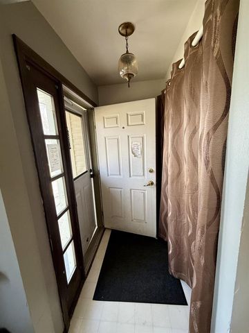 4713 Kennedy Road, Madison, WI 53704