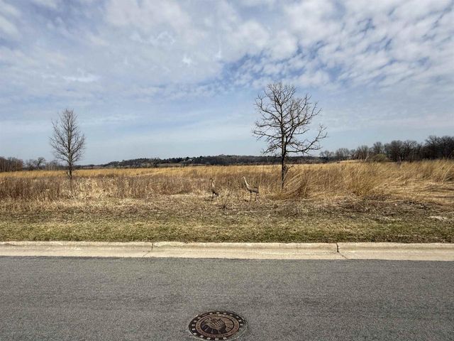 4713 Kennedy Road, Madison, WI 53704