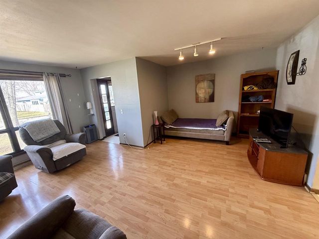4713 Kennedy Road, Madison, WI 53704