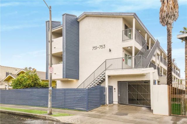 753 Cerritos Avenue, Long Beach, CA 90813