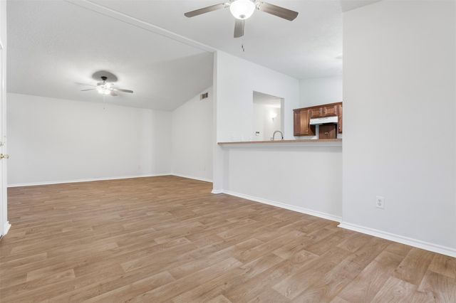 126 County Road 2802, Cleveland, TX 77327