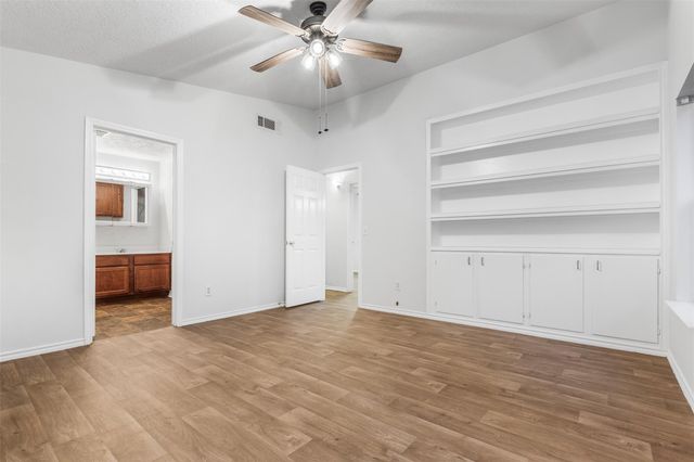 126 County Road 2802, Cleveland, TX 77327