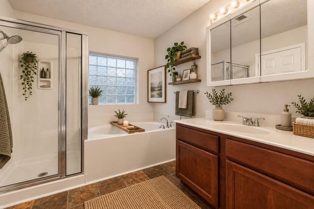 126 County Road 2802, Cleveland, TX 77327