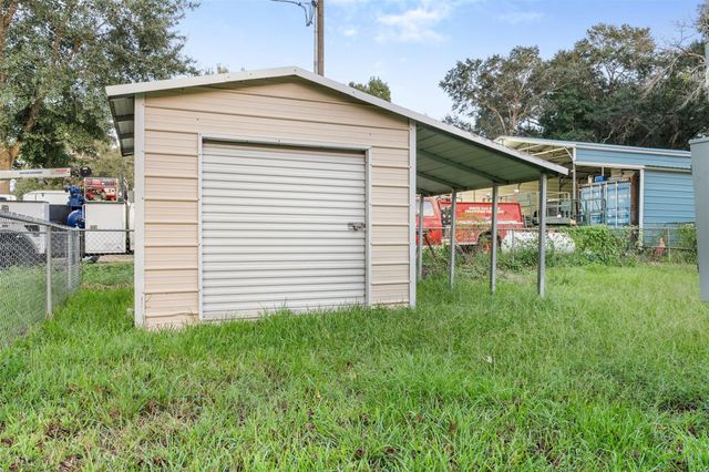 126 County Road 2802, Cleveland, TX 77327