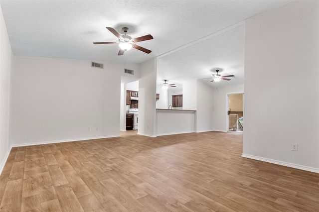 126 County Road 2802, Cleveland, TX 77327