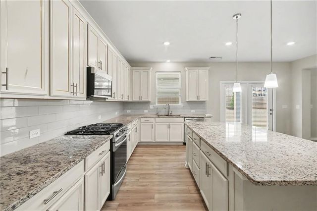 15 Braemore Lane, Newnan, GA 30263