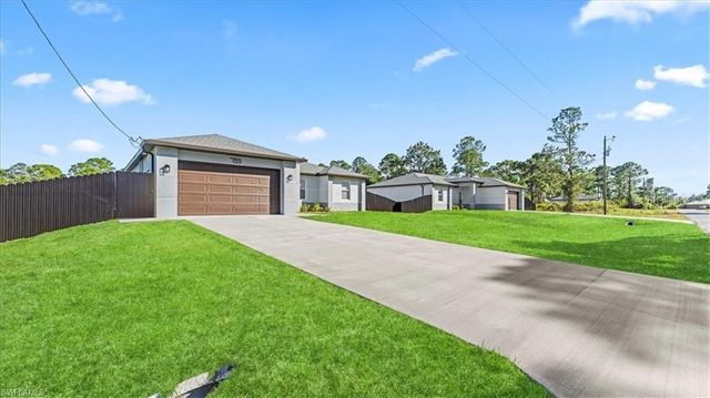 759 SILVERSTAR AVENUE S, Lehigh Acres, FL 33974