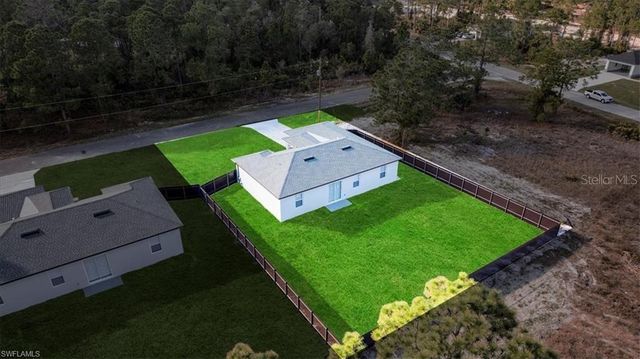 759 SILVERSTAR AVENUE S, Lehigh Acres, FL 33974