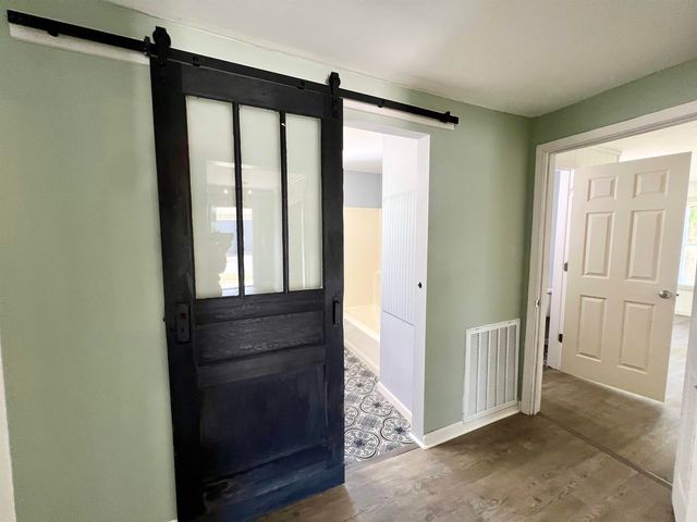 126 W BOONE ST, Adamsville, TN 38310