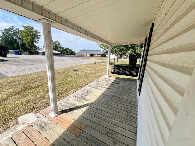 126 W BOONE ST, Adamsville, TN 38310