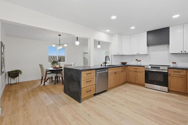 7079 Enders Avenue, San Diego, CA 92122
