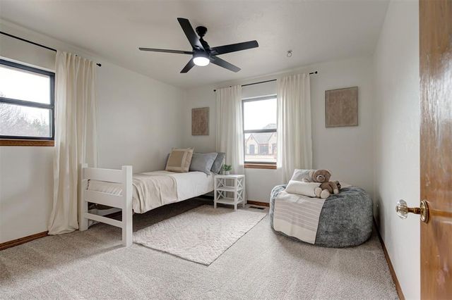 1839 E Pleasantview Lane, Mustang, OK 73064