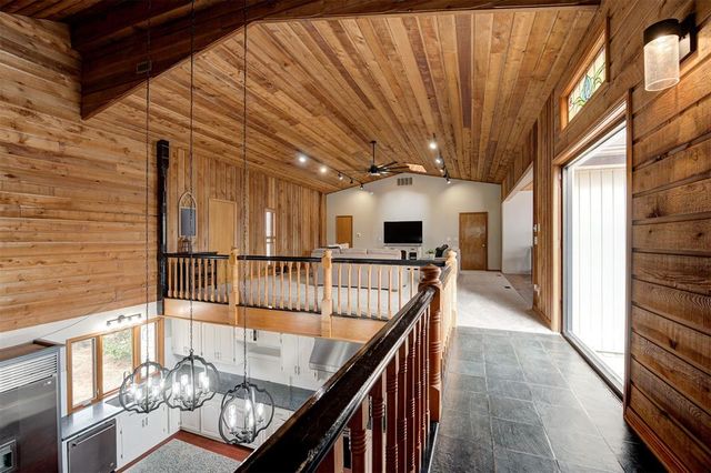 1839 E Pleasantview Lane, Mustang, OK 73064